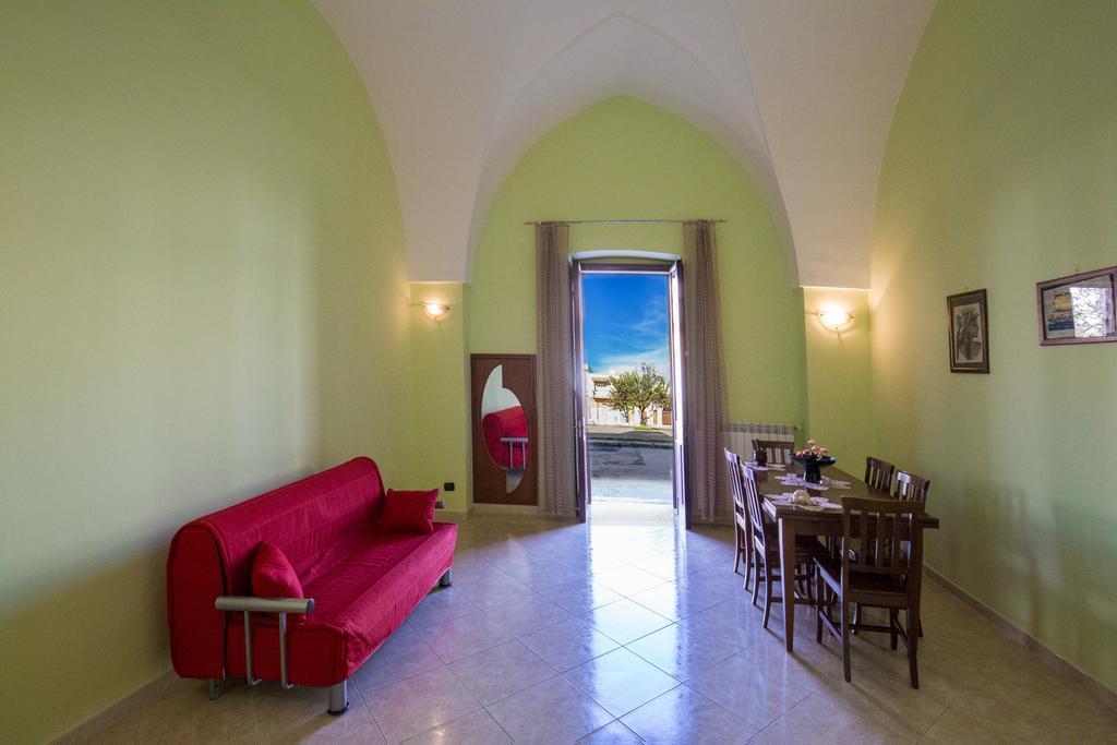 Casa Annette Apartment Copertino Luaran gambar